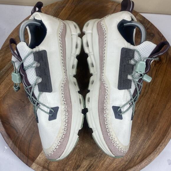 On Cloudaway Ice Moss Womens White And Green Size 7.5 Running Shoes 49.98469 - Picture 6 of 10